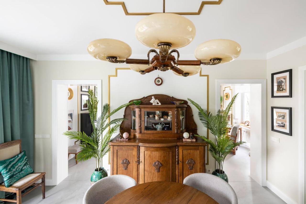 Suite With Private Bathroom At Three Bedroom Interwar Villa Grabyte With Daily Spaces To Share By Pine Forest On The Bank Of The River- 8Min By Car From Old Town カウナス エクステリア 写真